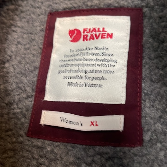 Fjallraven Raven winter jacket - Picture 2 of 7